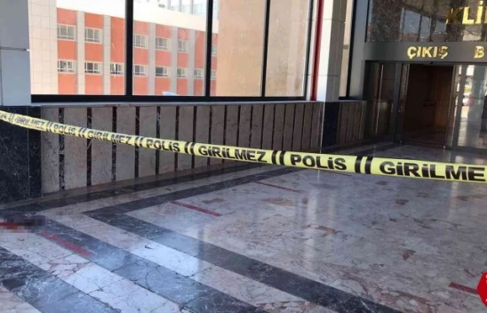 Fırat Üniversitesi Hastanesi İçinde Silahlı Kavga, 1'i Ağır 2 Yaralı