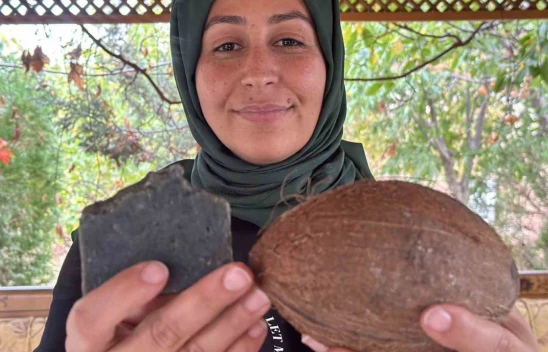 Hindistan cevizinden doğal sabun, sivilce ve lekeleri yok ediyor