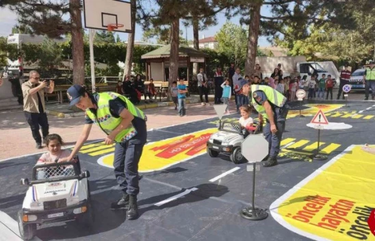 Jandarma, çocuklarla bir araya geldi