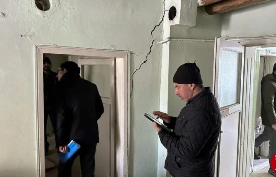 Karakoçan'da Hasarlı Binalar Kontrol Ediliyor