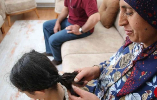 Elazığ'da Çam Ailesi Koruyucu Ailelik Yaptığı Yeğenlerini Öz Çocuklarından Ayırmıyor