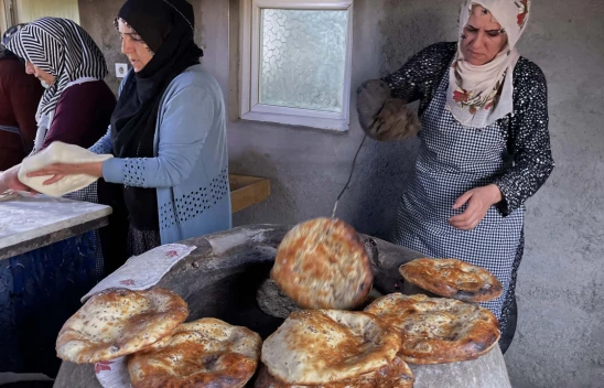 Köyde Kurduğu Tandır Ekmek Fırınında 7 Kadına İstihdam Sağladı