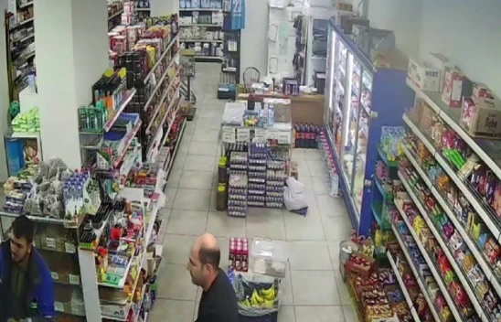 Elazığ'da Market Sahibi Heimlich Manevrası ile Müşteriyi Kurtardı