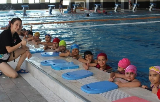 Elazığ'da Olimpik Havuzda, 2 Bin Çocuk, Yüzme Öğrendi