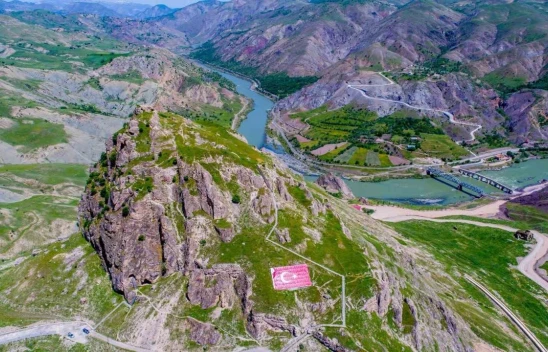 Elazığ'daki 3 Bin Yıllık Palu Kalesi'nde Arkeolojik Kazılar Başlıyor!