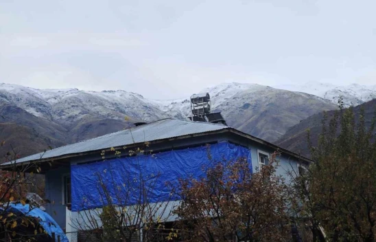 Palu'da Mevsimin İlk Karı Akdağ'ı Beyaza Bürüdü