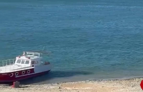 Pertek'te Fırtına Feribotu Sürükledi