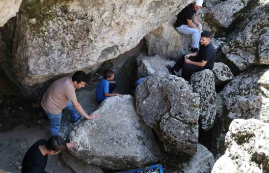 Sıcaktan bunalan vatandaşlar Buzluk mağarasına akın etti