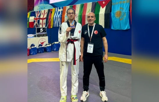 Taekwondo'da Elazığ'a 2 madalya