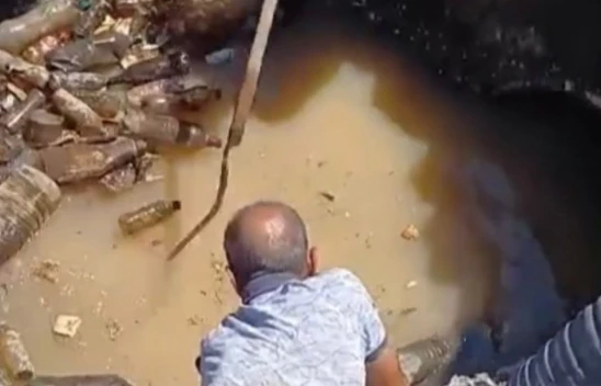 Tıkalı Kanalı Açmak İçin 4 Gün Uğraştılar : İçerisinden Öyle Şeyler Çıktı ki !