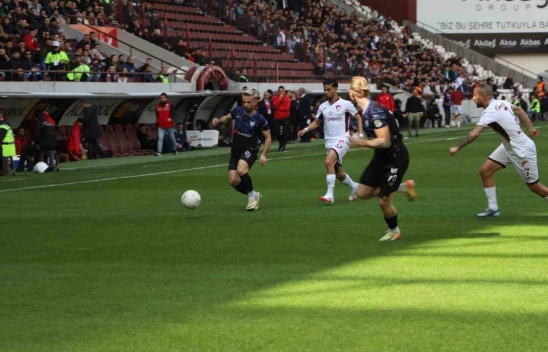 Çimentaş Elazığspor Evinde Farka Gitti! Erbaaspor'u 3-1 Mağlup Etti