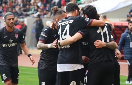 TFF 2. Lig: Mersin İdmanyurdu Futbol A.Ş.: 2 - Elazığspor: 3