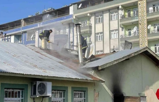 Karakoçan'da Toplum Sağlığı Merkezinde Çıkan Yangın Paniğe Neden Oldu