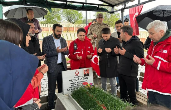 Türk Kızılay Pendik Şubesinden Elazığ'da Şehit Kabirlerine Ziyaret