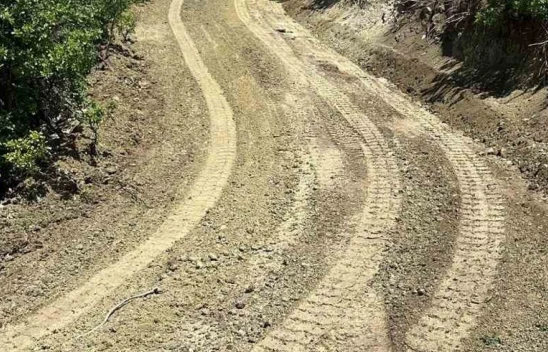 Elazığ İl Özel İdaresi'nden Köy Yollarına Bahar Bakımı