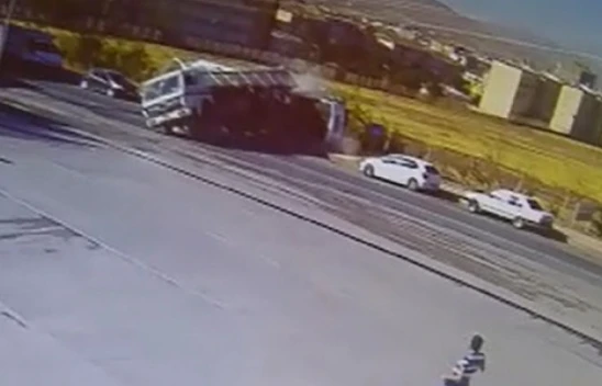 Elazığ'da Facia Ucuz Atlatıldı, O Anlar Kamerada