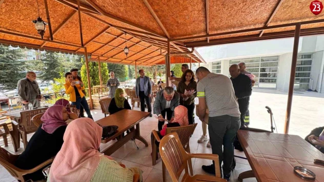 Anneler Günü'nde huzurevine anlamlı ziyaret