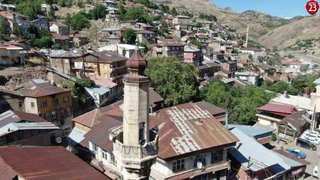 Maden'de 200 yıllık Cami-i Kebir turizme kazandırılmayı bekliyor