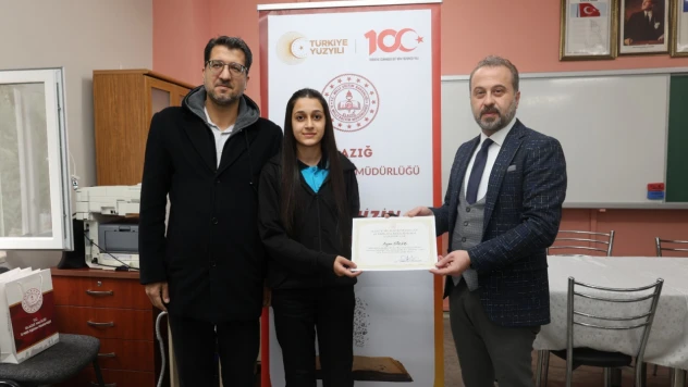 Elazığ'da 'Çevrimiçi Anlamını Bul' Yarışması İl Finali Yapıldı