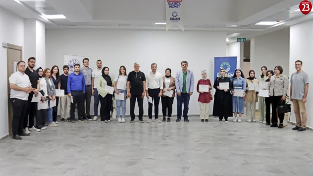 Elazığ'da LGS Matematik Kursu Başarıyla Tamamlandı: Eğitmenlere Sertifikaları Takdim Edildi