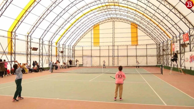 Elazığ'da tenis müsabakaları tamamlandı