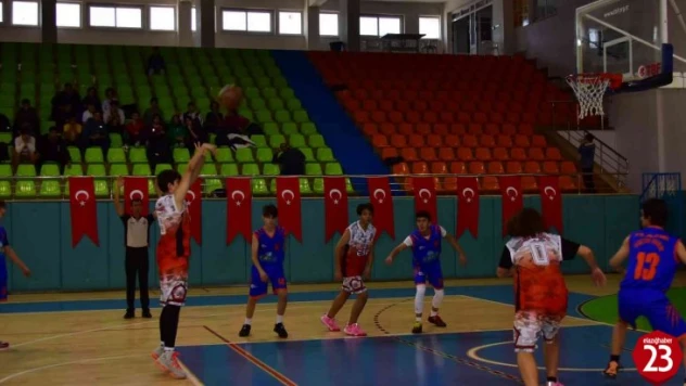 Elazığ'da U16 Basketbol Yerel Lig müsabakaları başladı