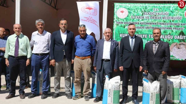 Elazığ'da Üreticiye Yüzde 75 Hibeli 15 Ton Sertifikalı Fasulye Tohumu Dağıtıldı