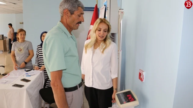 Elazığ İl Sağlık Müdürlüğü'nden 'İdeal Kilonu Öğren, Sağlıklı Yaşa' Kampanyası Etkinliği