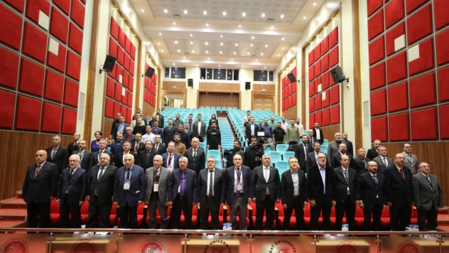 'Elazığ–Malatya Üroloji Günleri' Yoğun Katılımla Gerçekleşti