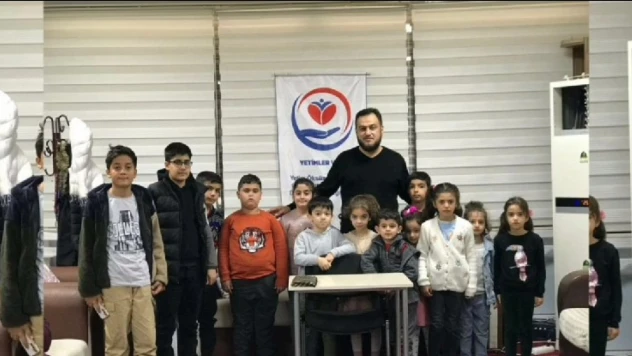Elazığ Yetimler Vakfı, Yetim Çocukların Yüzlerini Güldürdü