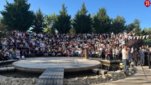 Fırat Üniversitesi'nde Mezuniyet Coşkusu: Binlerce Öğrenci Hayata Uğurlandı