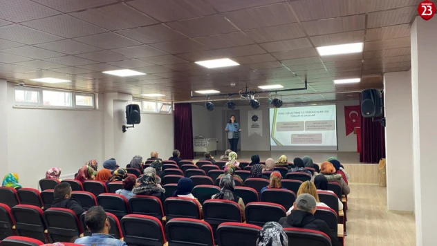 Fırat Üniversitesi Öğrencilerinden Yaşlılara Anlamlı Destek