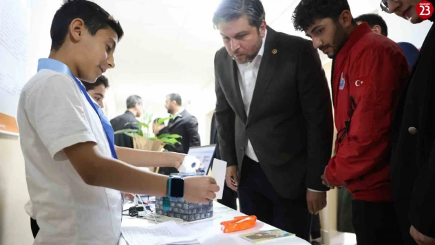 Elazığ'da Bilim Rüzgarı: Ali Kuşçu Bilim ve Sanat Merkezi'nde Öğrencilerden Geleceğe Umut Veren Projeler
