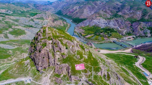 Elazığ'daki 3 Bin Yıllık Palu Kalesi'nde Arkeolojik Kazılar Başlıyor!