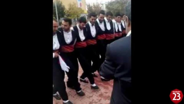 Oy Çinçini Çinçini Yerim Ağzın İçin