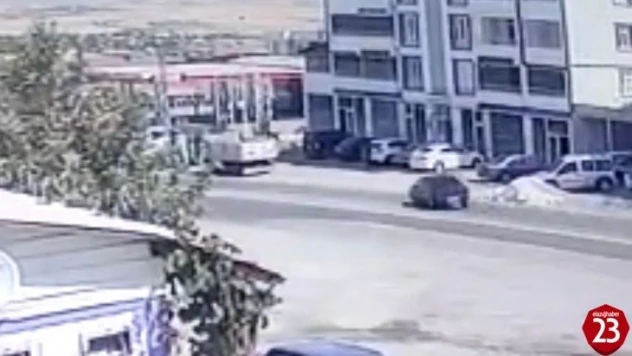 Palu'da ki Trafik Kazası Kameralara Yansıdı