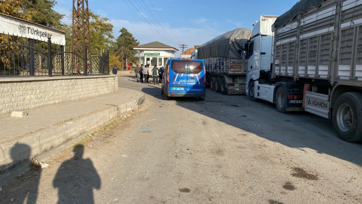 Elazığ Şeker Fabrikası Önünde Pancar Yükleme Sırasında Arbede: 3 Yaralı