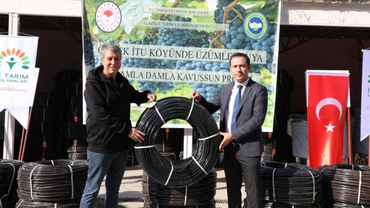 Üzümler Suya Damla Damla Kavuşuyor! Elazığ’da Verimli Üretim Dönemi Başladı
