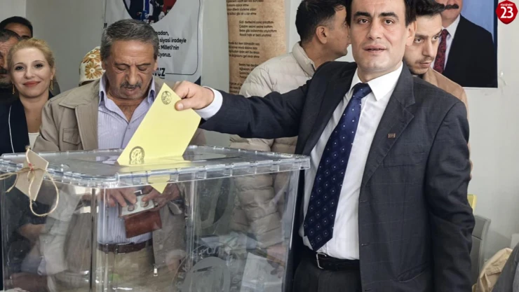 Anahtar Parti Baskil İlçe Başkanlığı Kongresi Yapıldı: Murat Erişir Güven Tazeledi