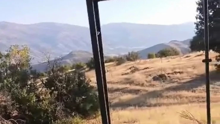 Baskil'de Otobüs Duraklarının Plakaları Çalındı! Köylüler Tepkili