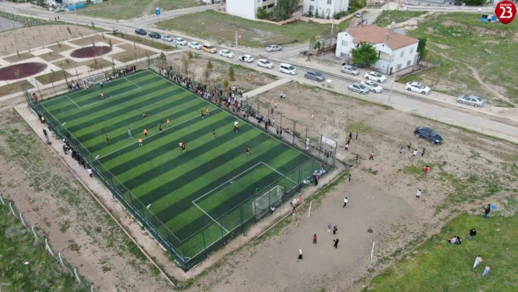 Bir turnuvadan fazlası