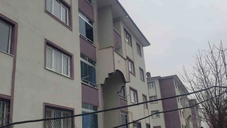 Karakoçan'da Acı Olay, 4. Kattan Düşerek Hayatını Kaybetti