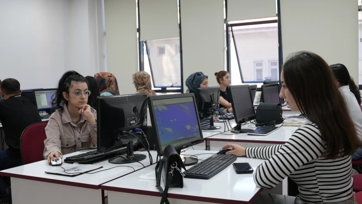 EBEGEM'in Ücretsiz Mesleki Eğitim Kurslarına Yoğun İlgi