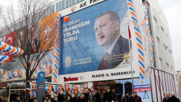 Elazığ Ak Partide Kan Kaybı Sürüyor