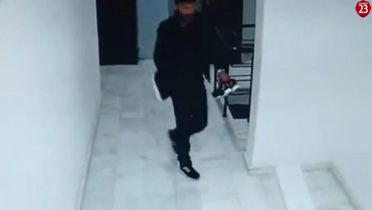 Elazığ'da ayakkabı hırsızlığı kamerada