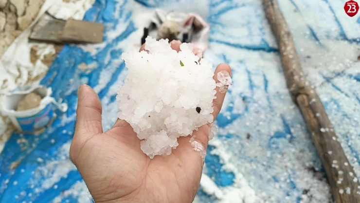 Elazığ'da dolu yağışı etkili oldu