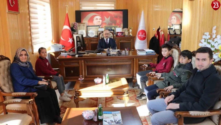 Yurtbaşı Şehit Coşkun Özcan Ortaokulu Öğrencilerinden Filistin'e Yardım