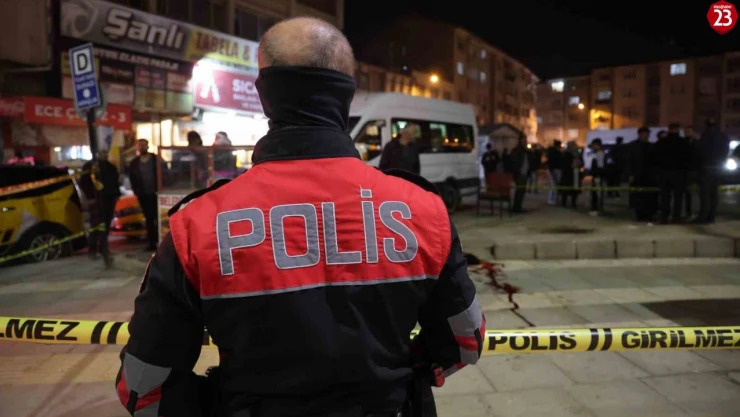 Elazığ'da minibüs durağına silahlı saldırı: 2 yaralı