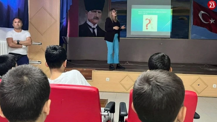 Elazığ'da öğrencilere tabiat eğitimleri sürüyor