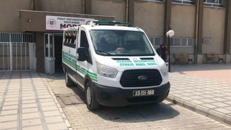 Elazığ'da sofra bezi silkelerken düşen genç kız hayatını kaybetti